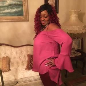 Meet your Posher, Yolanda